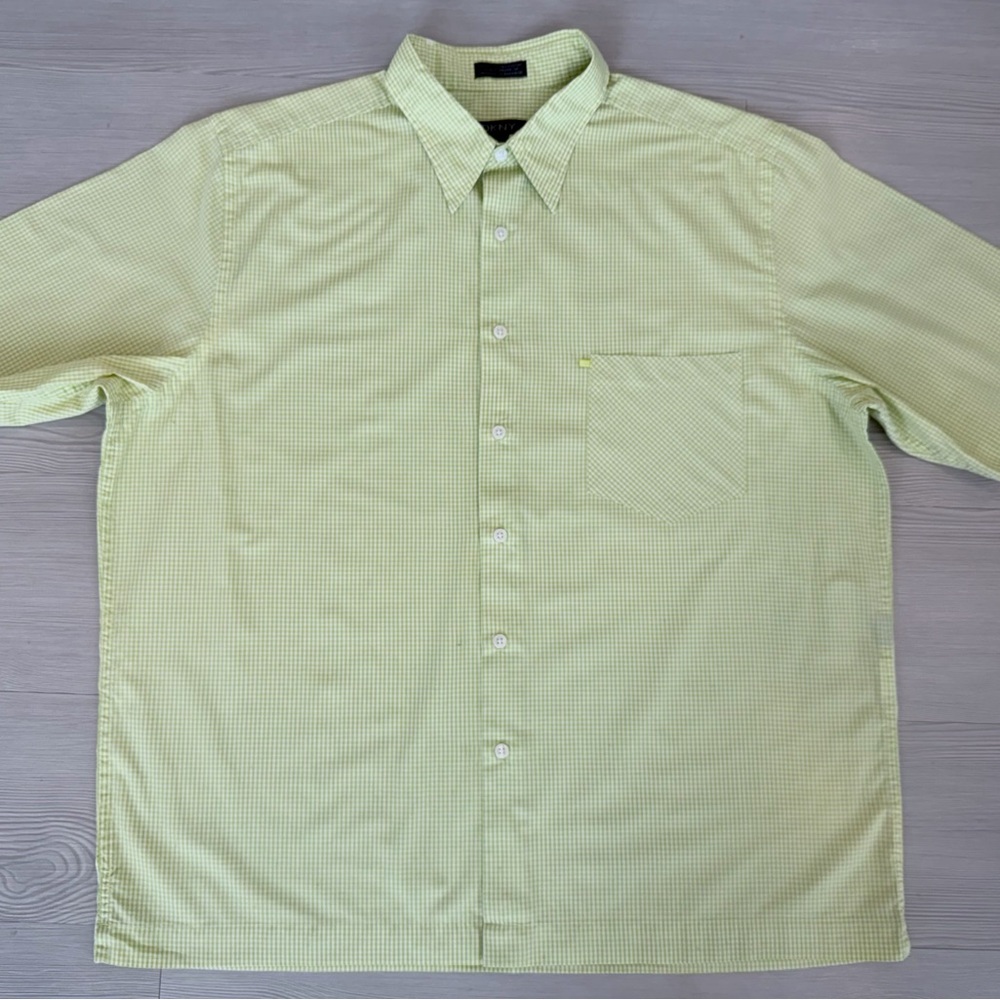 Men's Light Green DKNY Button-Up Shirt - Classic Collared Pocket